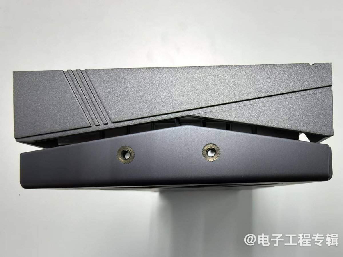 拆解:老黄精湛刀法,游戏甜品显卡一探究竟(图7) 拆解:老黄精湛刀法,游戏甜品显卡一探究竟(图7)