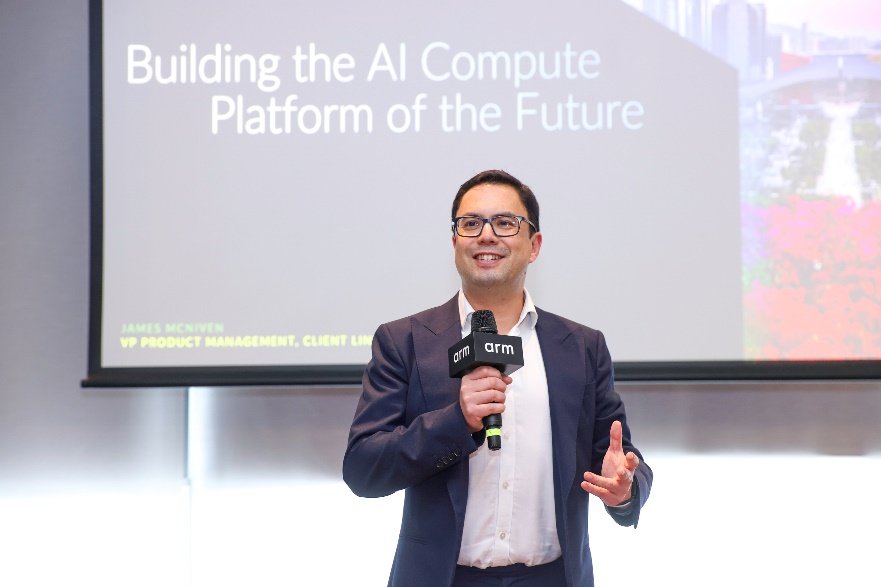 AI时代算力需求激增 Arm引领终端计算平台变革(图1) AI时代算力需求激增 Arm引领终端计算平台变革(图1)