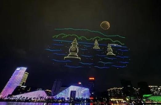 马斯克批F-35战机太烧钱，力挺无人机蜂群作战时代来临(图5)