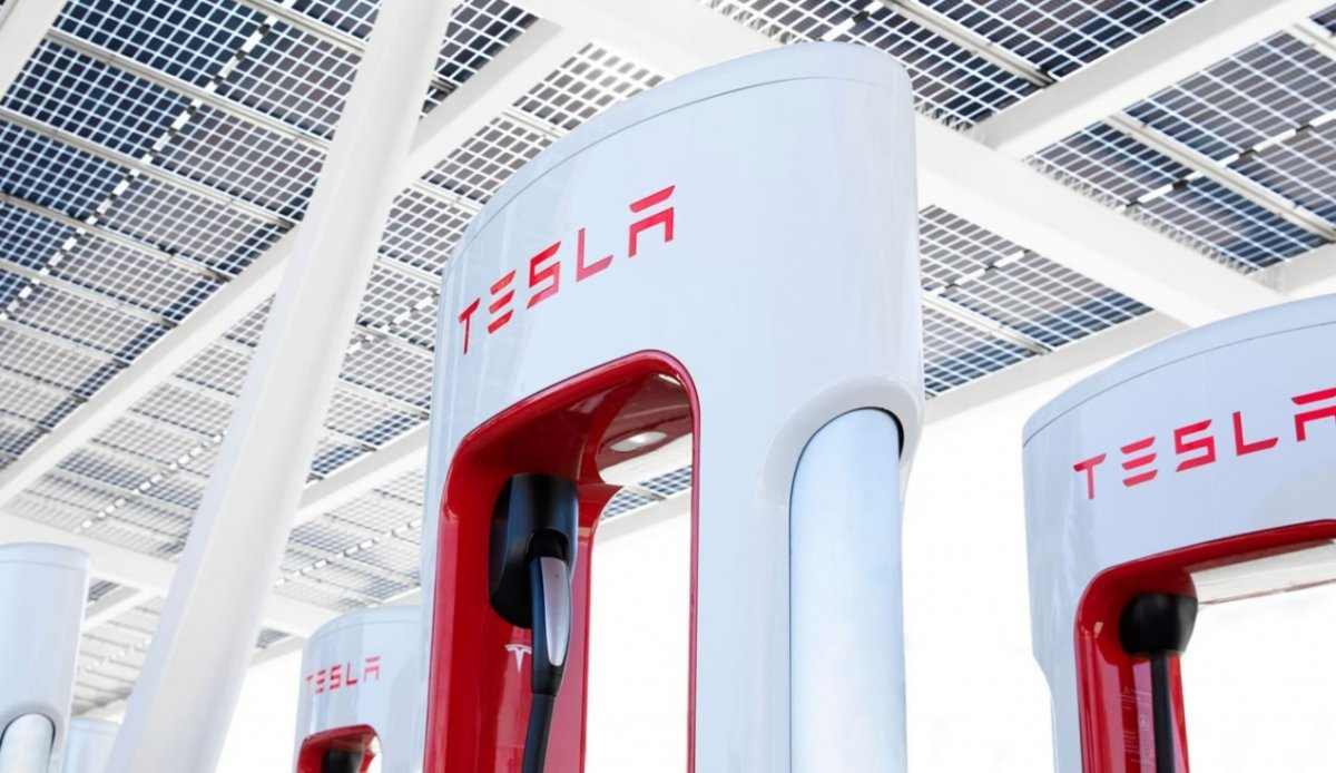 马斯克身家突破4000亿美元成世界首富，特斯拉股价大涨69%(图3)