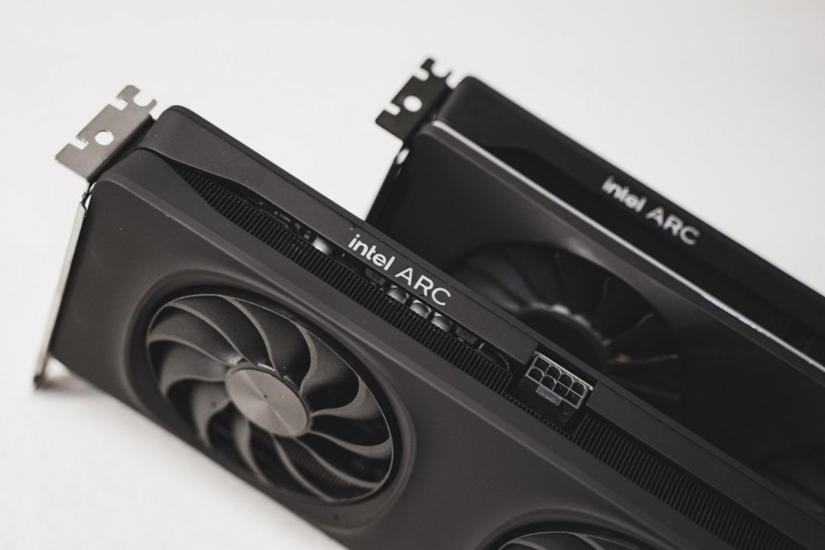 Intel Arc B580理论性能全面超越上代旗舰及RTX 4060(图2)